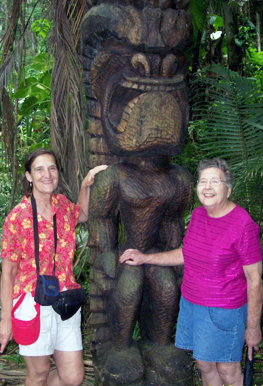 Photo of Mom and Judy in Hawaii in 2007